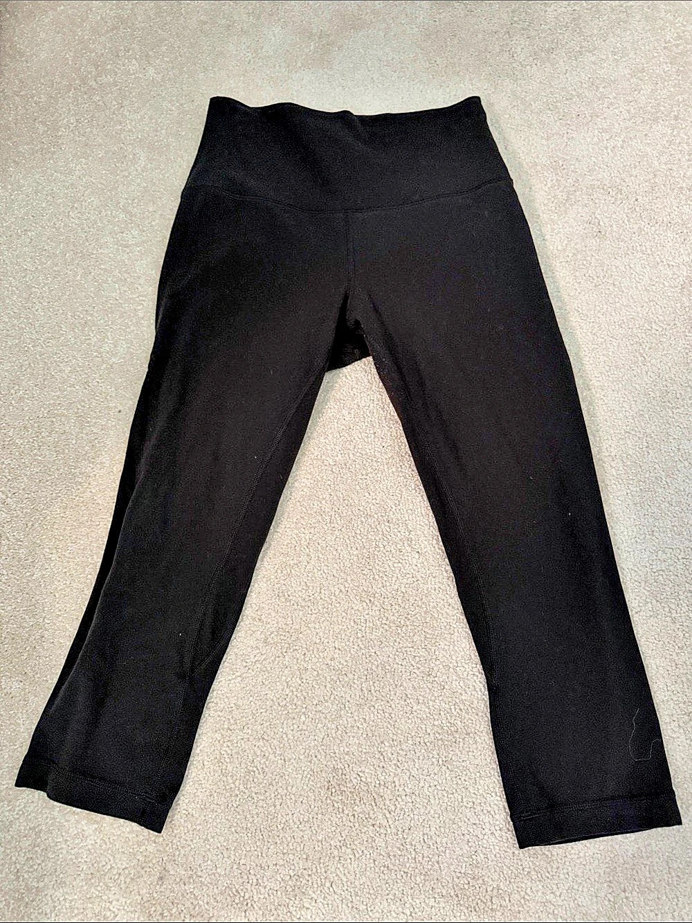 lululemon Black Leggings Like New - Size Small